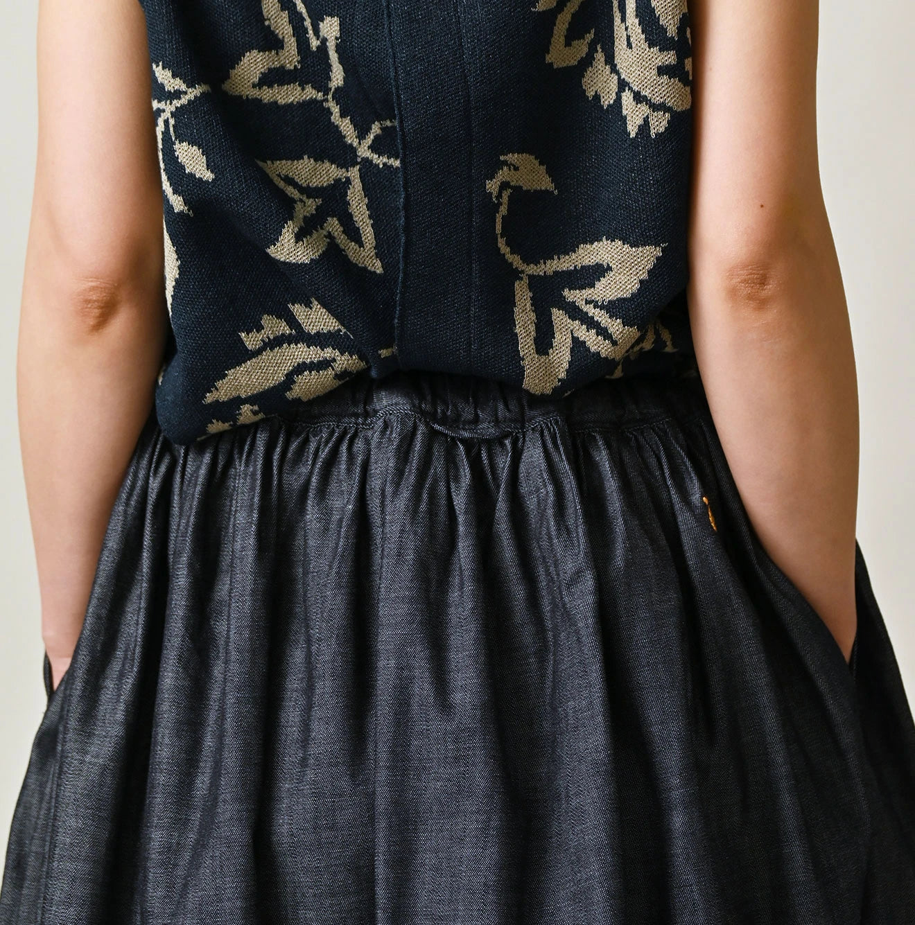 45R ONEONE Indigo Easy Gathered Skirt - Image 8