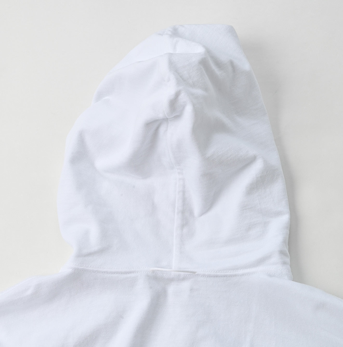 45R Hayama Dekoboko Tenjiku Montokkun Hoodie