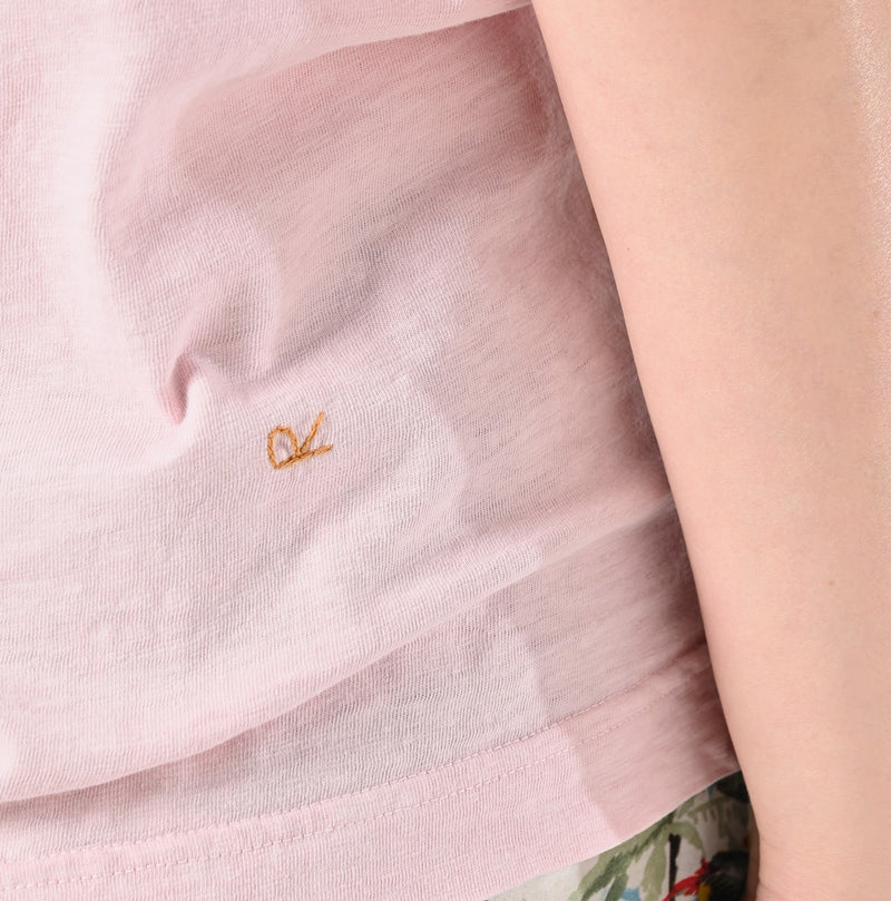 45R Chameleon Embroidery 908 T-shirt