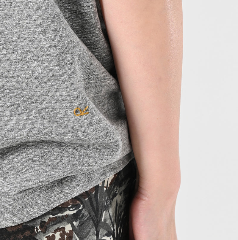 45R Chameleon Embroidery 908 T-shirt (Top dyed)