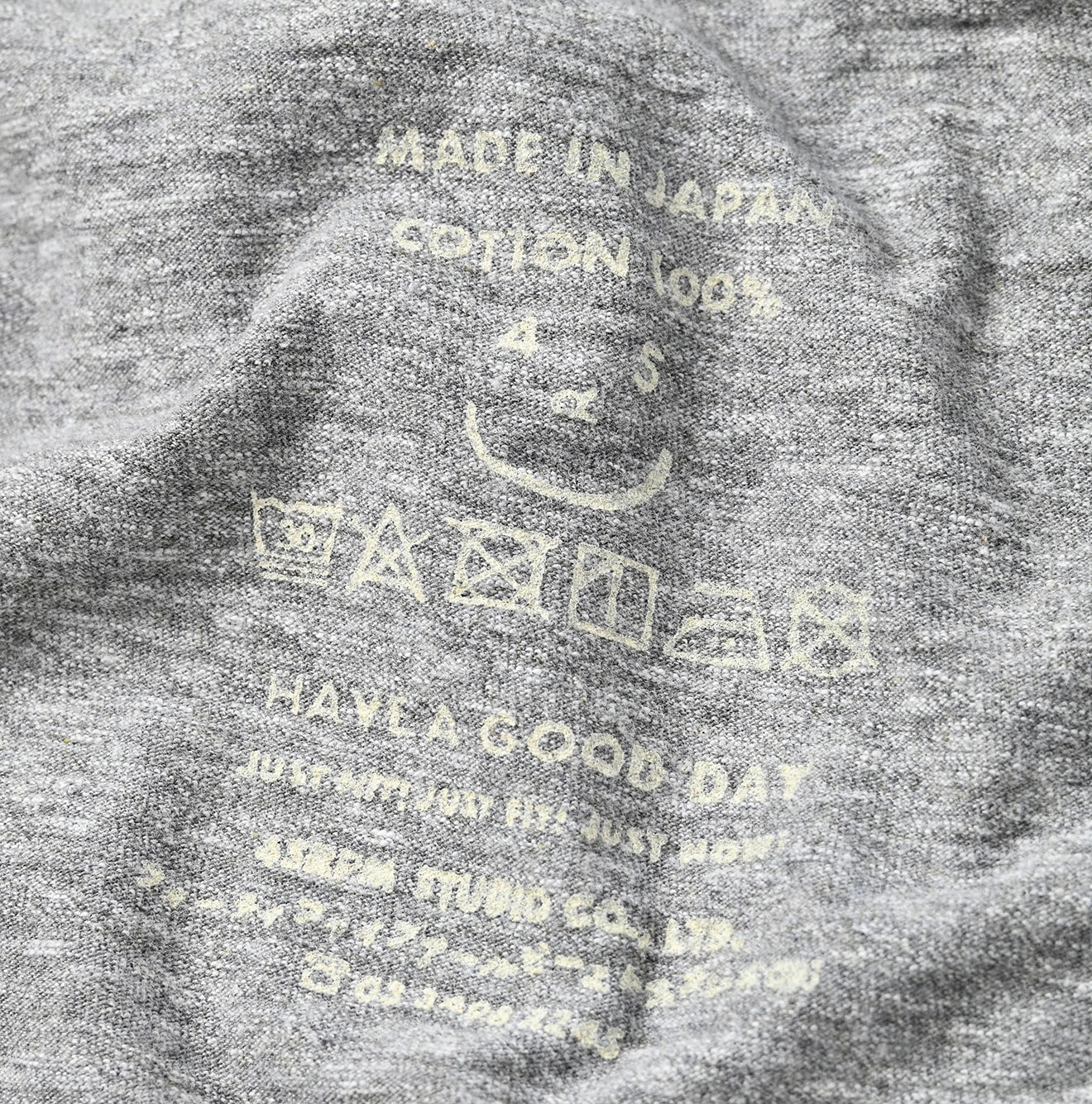 45R Chameleon Embroidery 908 T-shirt (Top dyed)