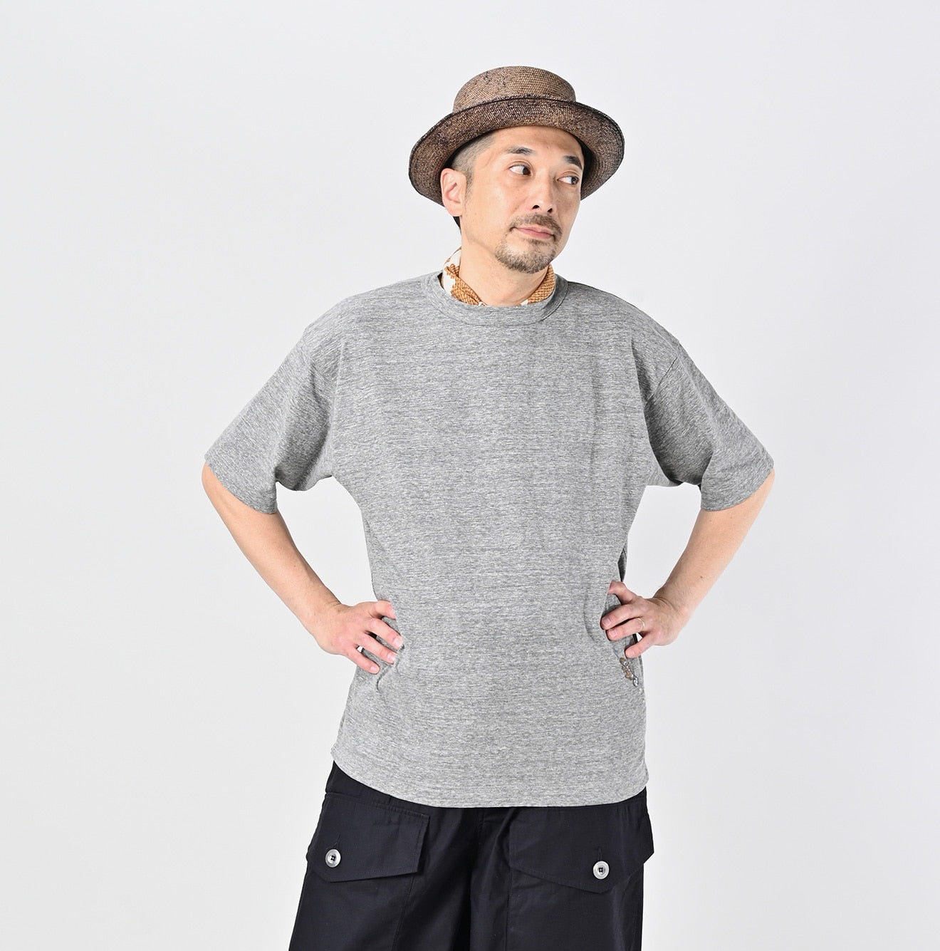 45R Chameleon Embroidery 908 T-shirt (Top dyed) - Image 7