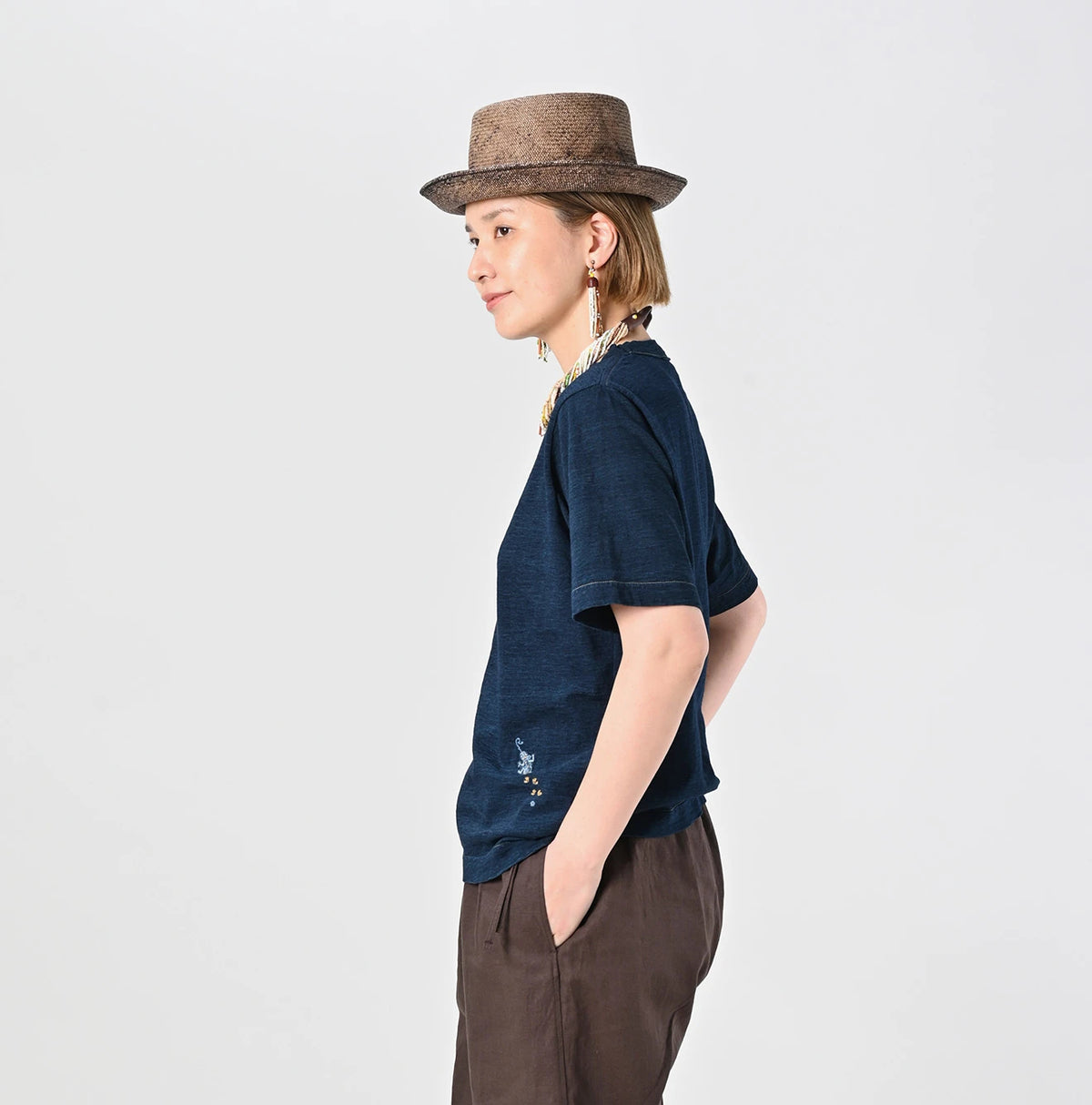 45R Indigo Chameleon Embroidery 908 T-shirt