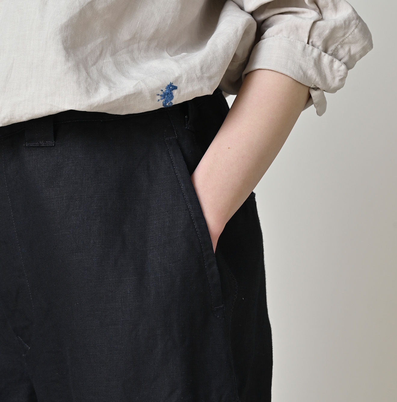 HAYAMA Indigo Linen Sail Shorts - Image 11