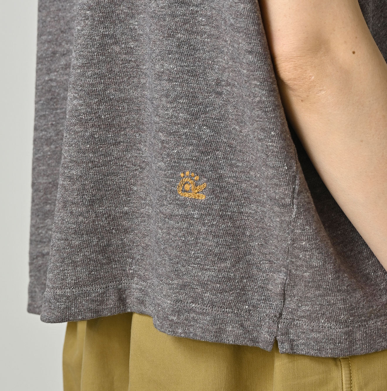 ONEONE Treasure Cotton Linen M-Camisole (Top-Dyed) - Image 11
