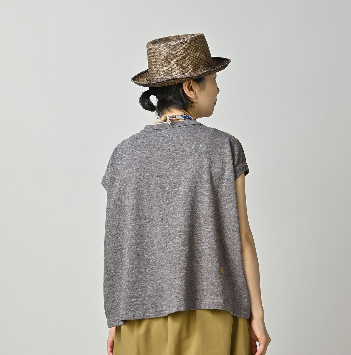 ONEONE Treasure Cotton Linen M-Camisole (Top-Dyed)