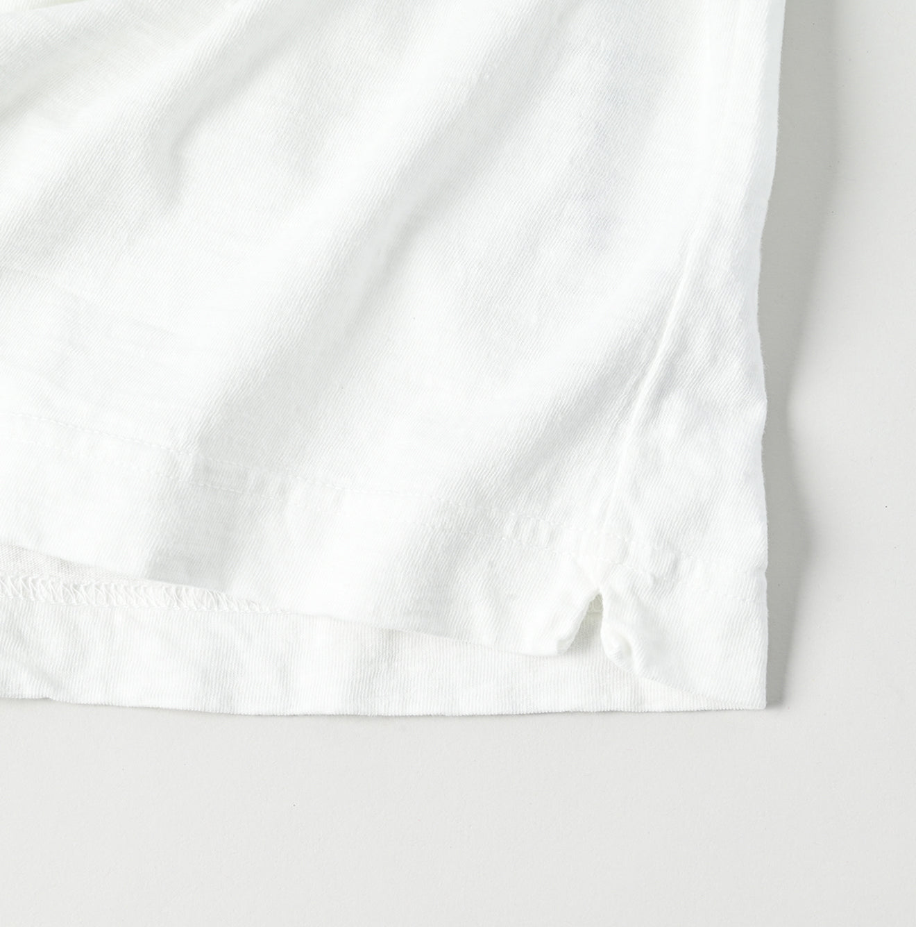 45R Hayama Betouch Initial Montokkun 908 T-shirt - Image 22