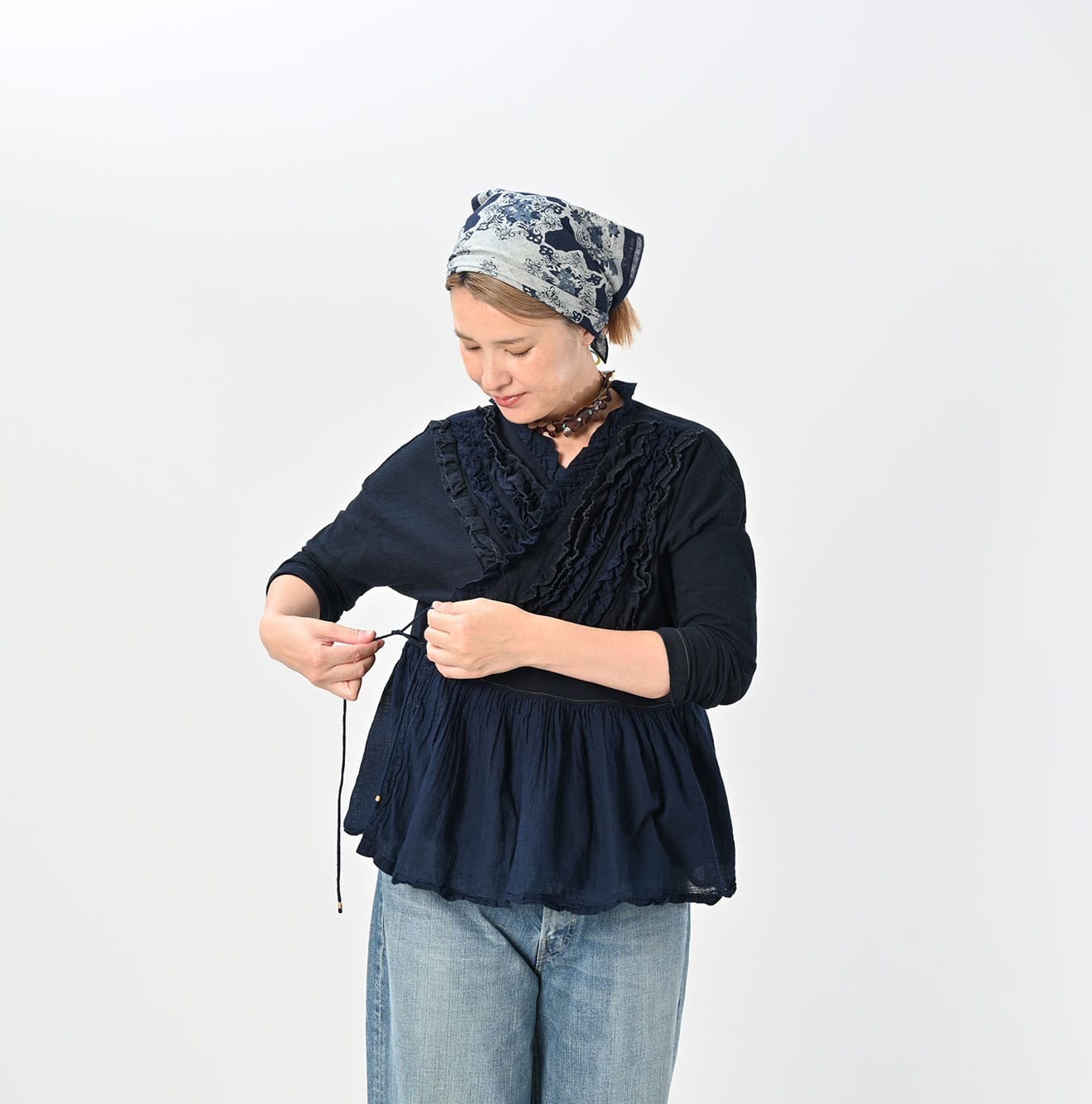 45R Indigo Tenjiku Gathered Cachecoeur