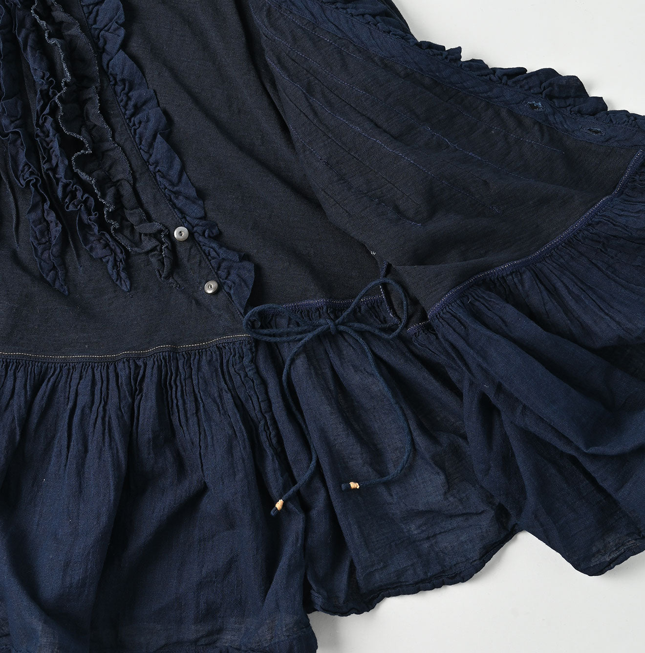45R Indigo Tenjiku Gathered Cachecoeur