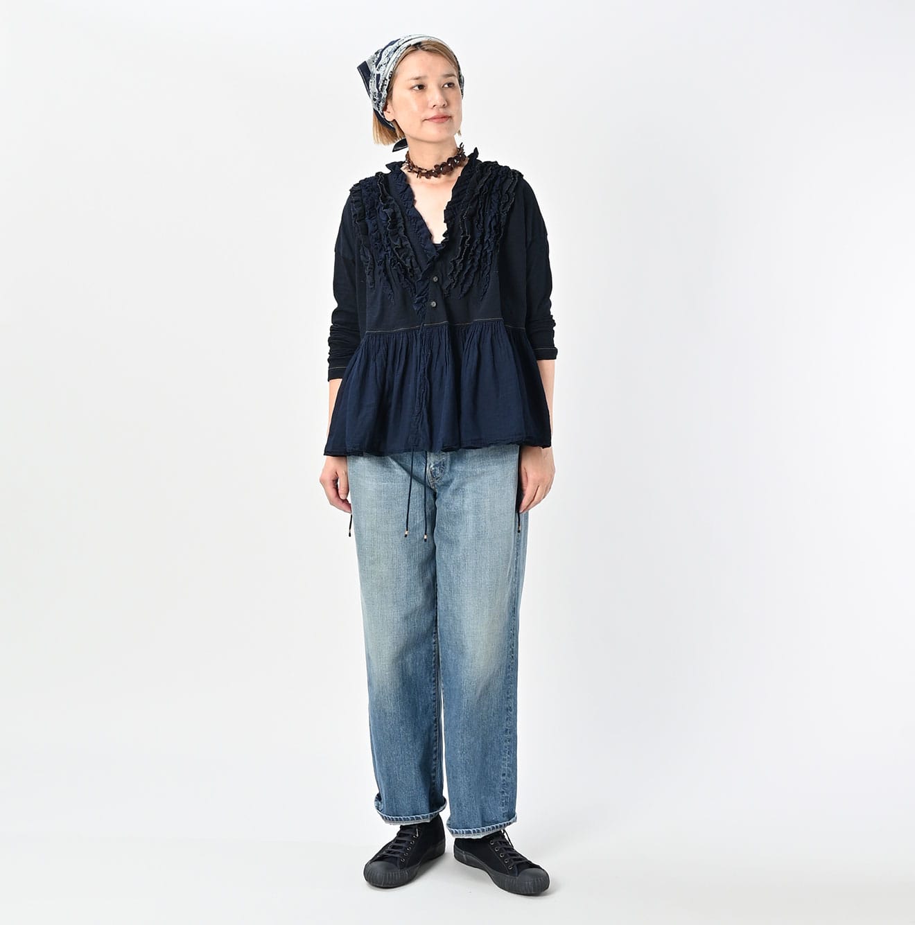 45R Indigo Tenjiku Gathered Cachecoeur