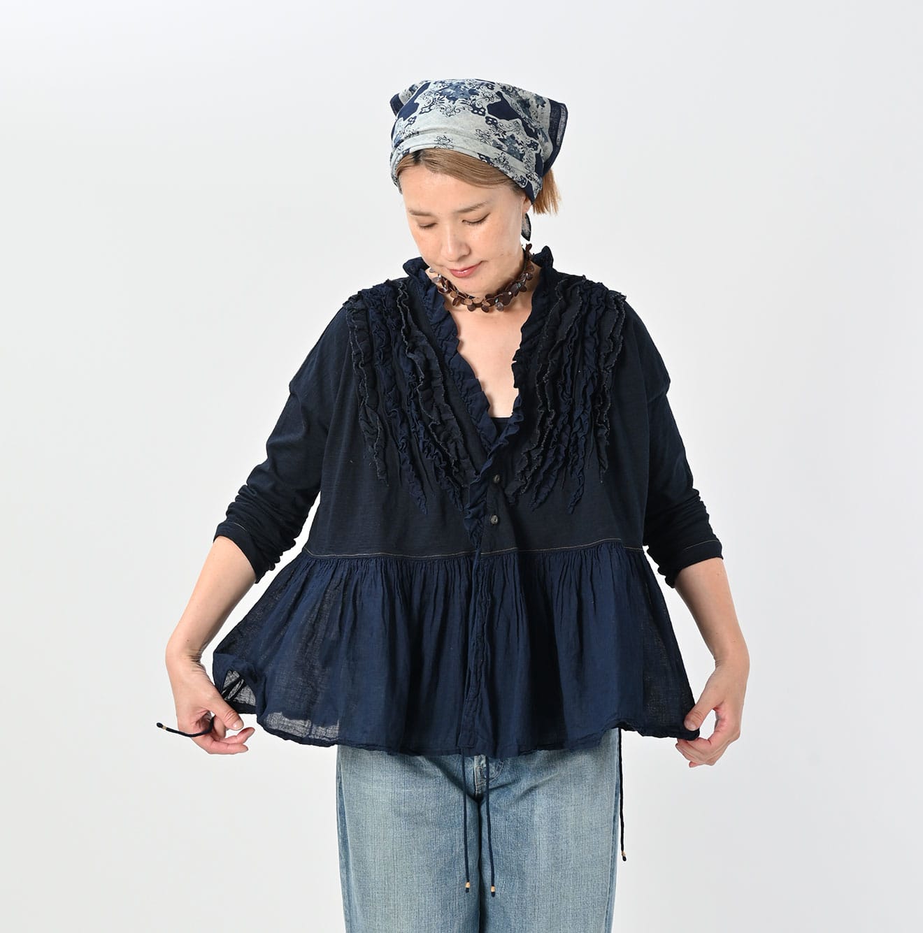 45R Indigo Tenjiku Gathered Cachecoeur