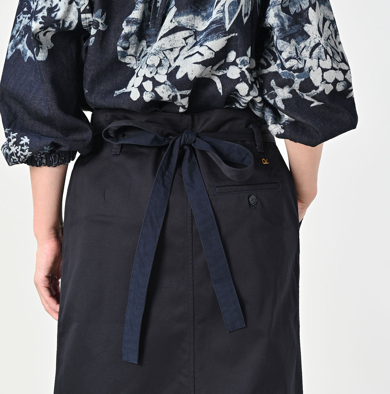 45R Two-ply Chino Wrap Skirt - Image 12