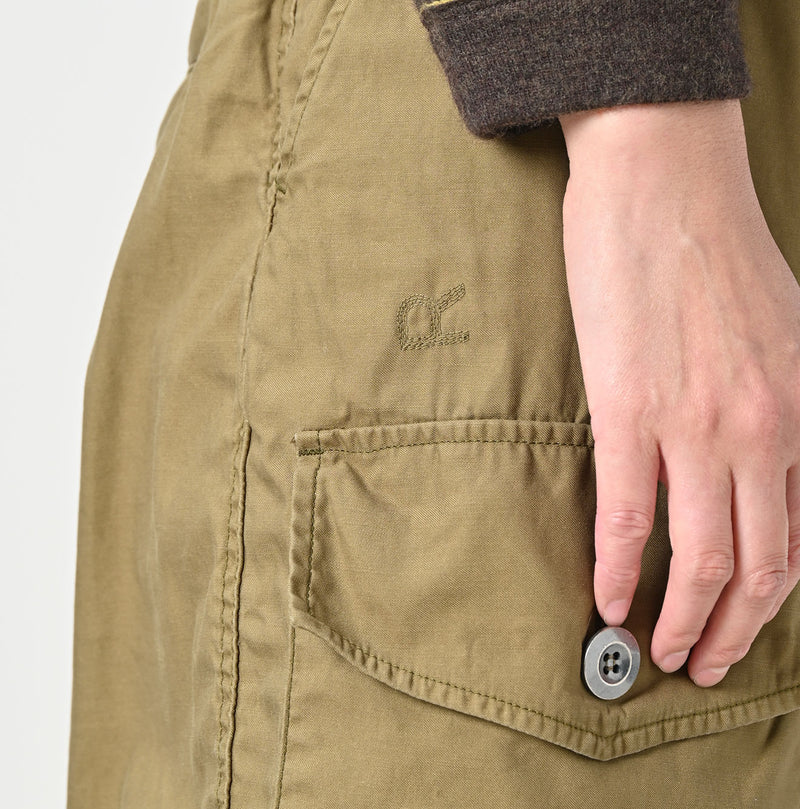 Futatabi 45RPM 908 Embroidery Back Satin Tent Pants