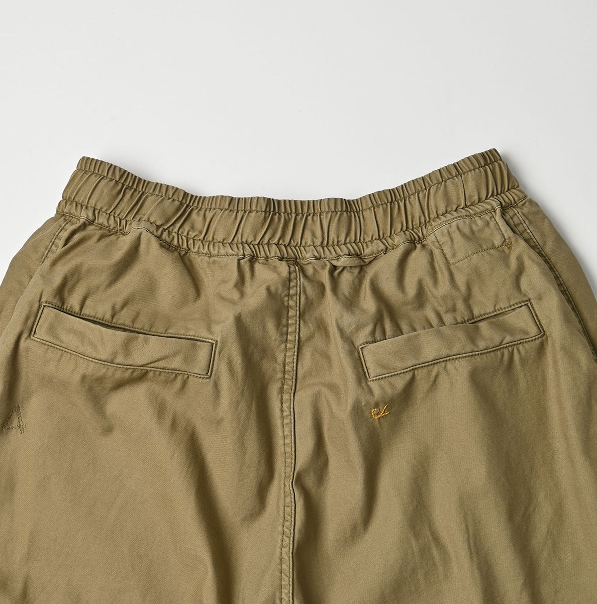 Futatabi 45RPM 908 Embroidery Back Satin Tent Pants