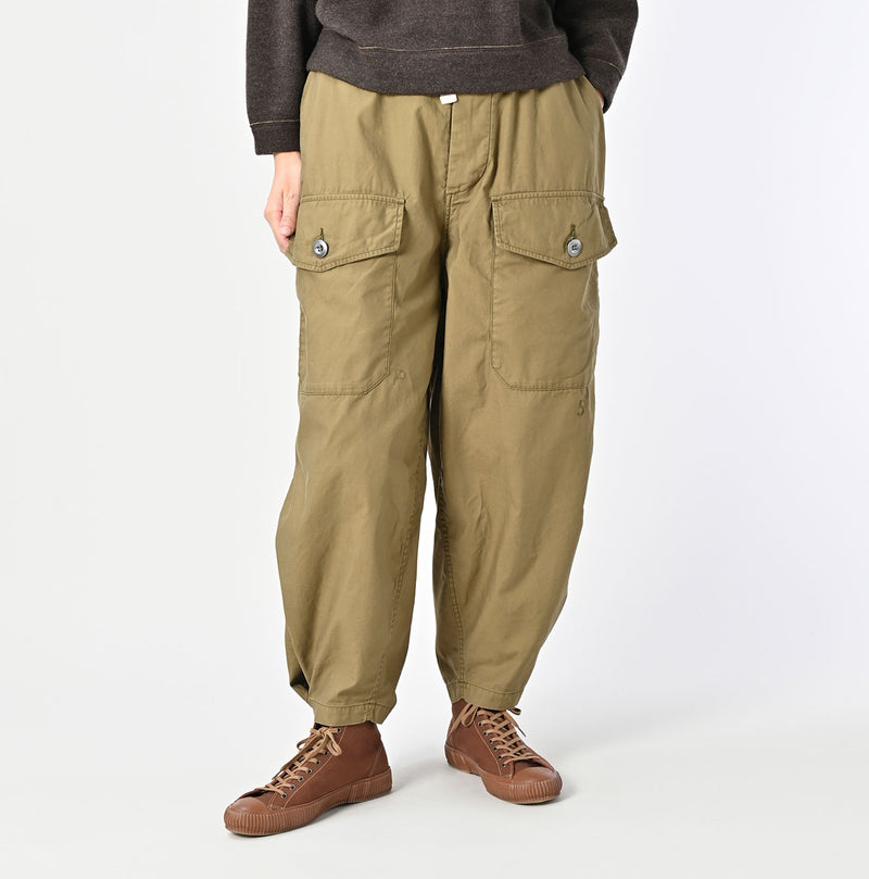 Futatabi 45RPM 908 Embroidery Back Satin Tent Pants