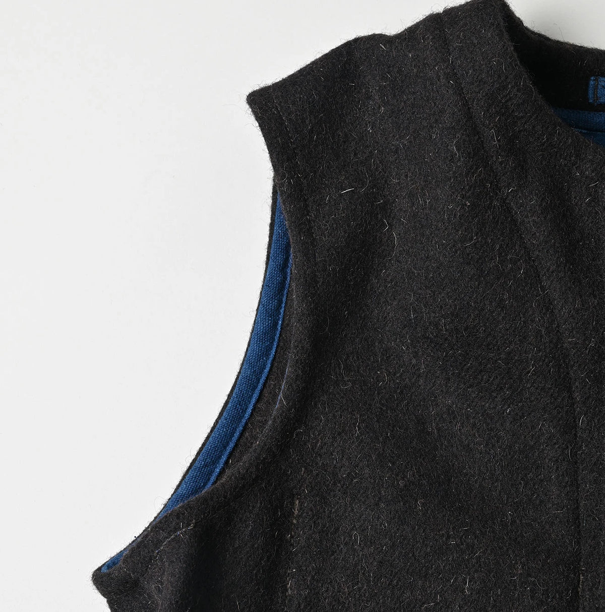 45R Melton 908 Cruise Vest - Image 17