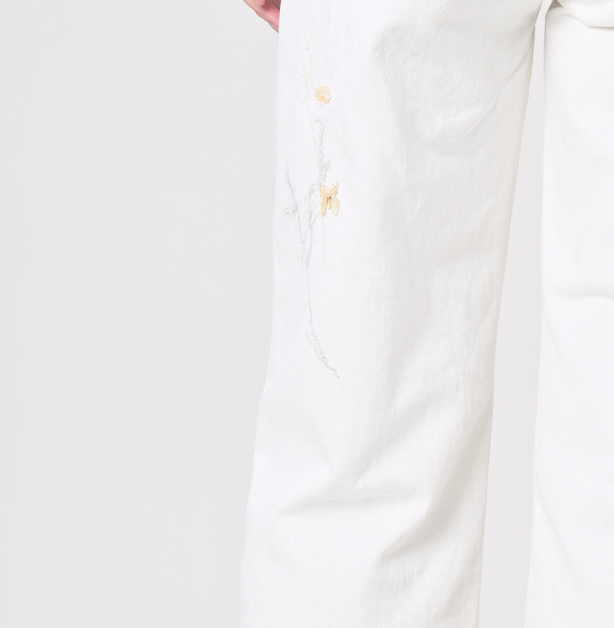 Appare Rye Mugi Denim Crosby5 - Anemone White (34 in)