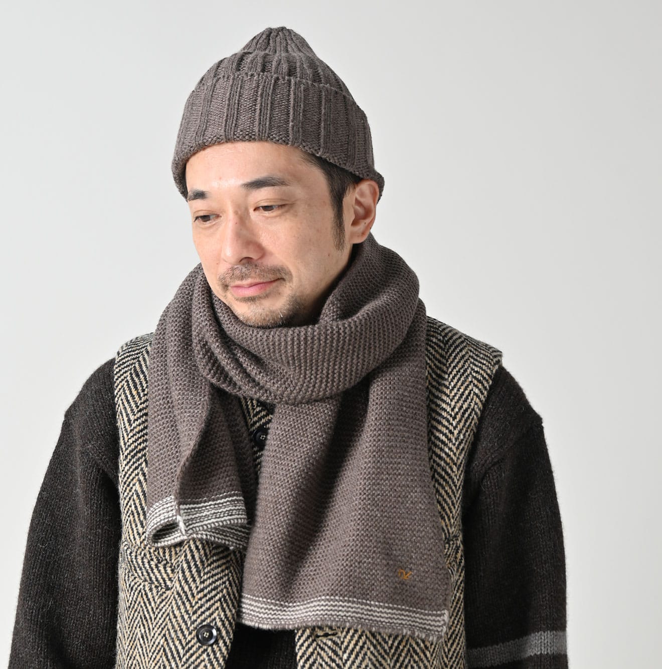 45R Yak Merino Muffler - Image 9