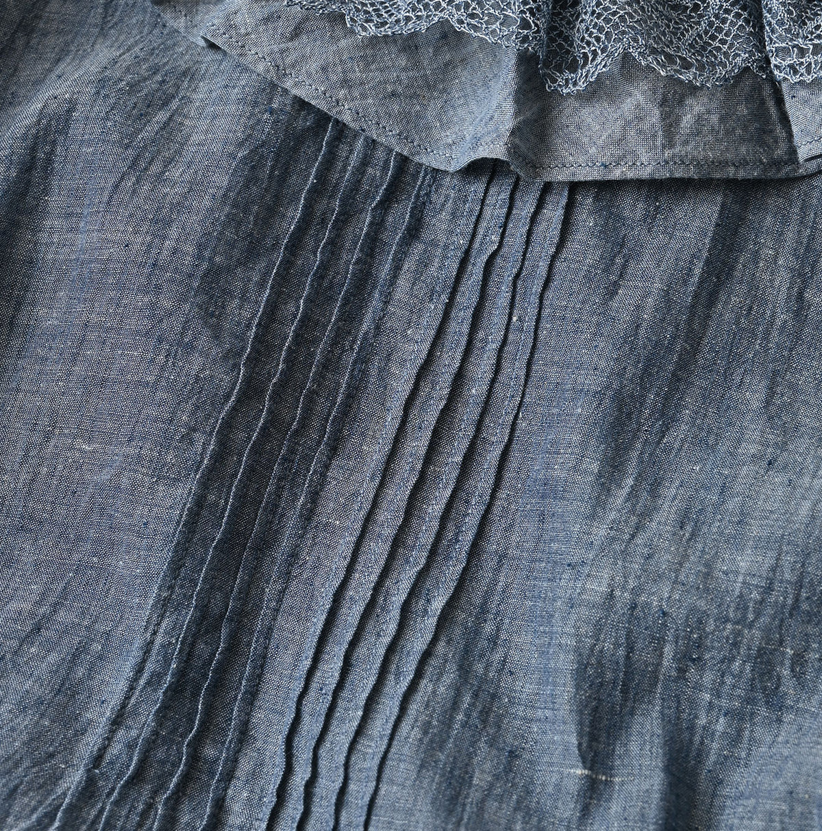 45R Ai Indigo Dungaree Khadi Frilled Collar Blouse