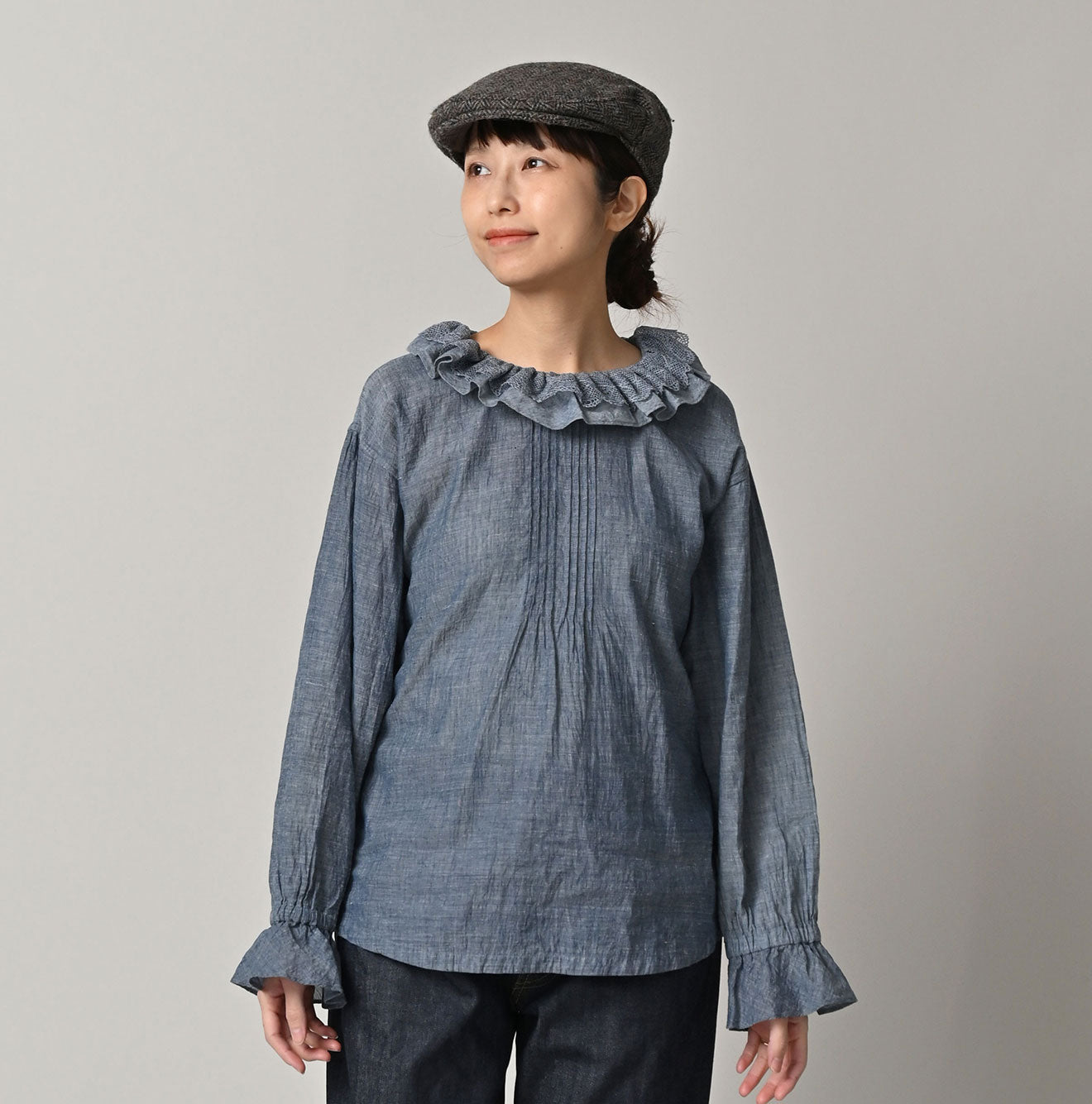 45R Ai Indigo Dungaree Khadi Frilled Collar Blouse