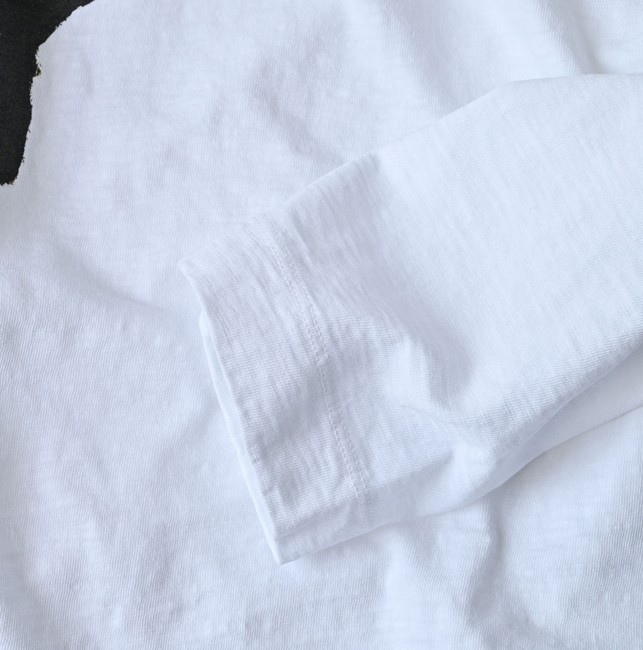 Futatabi PEPE Betouch Square T-shirt