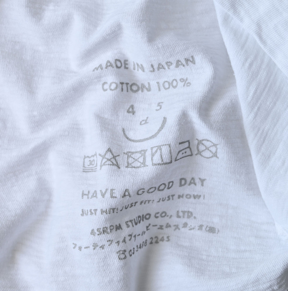 Futatabi PEPE Betouch Square T-shirt