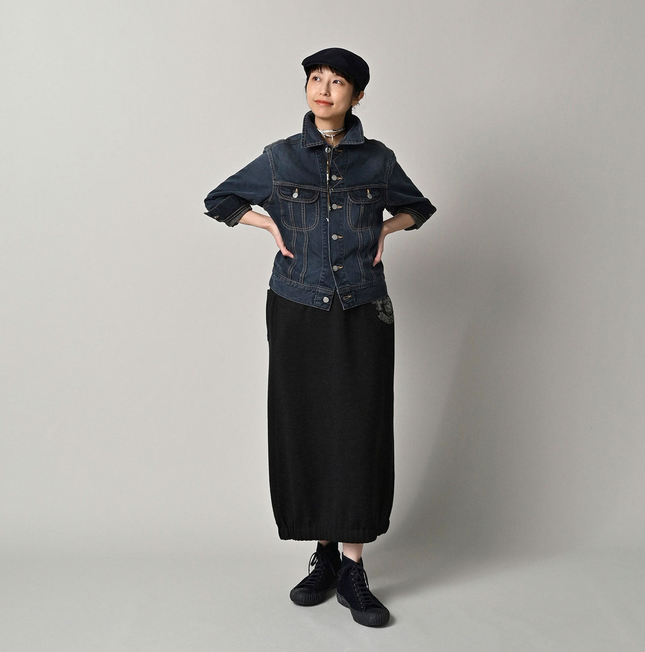 Futatabi Indigo PEPE Betouch Square T-shirt - Image 7