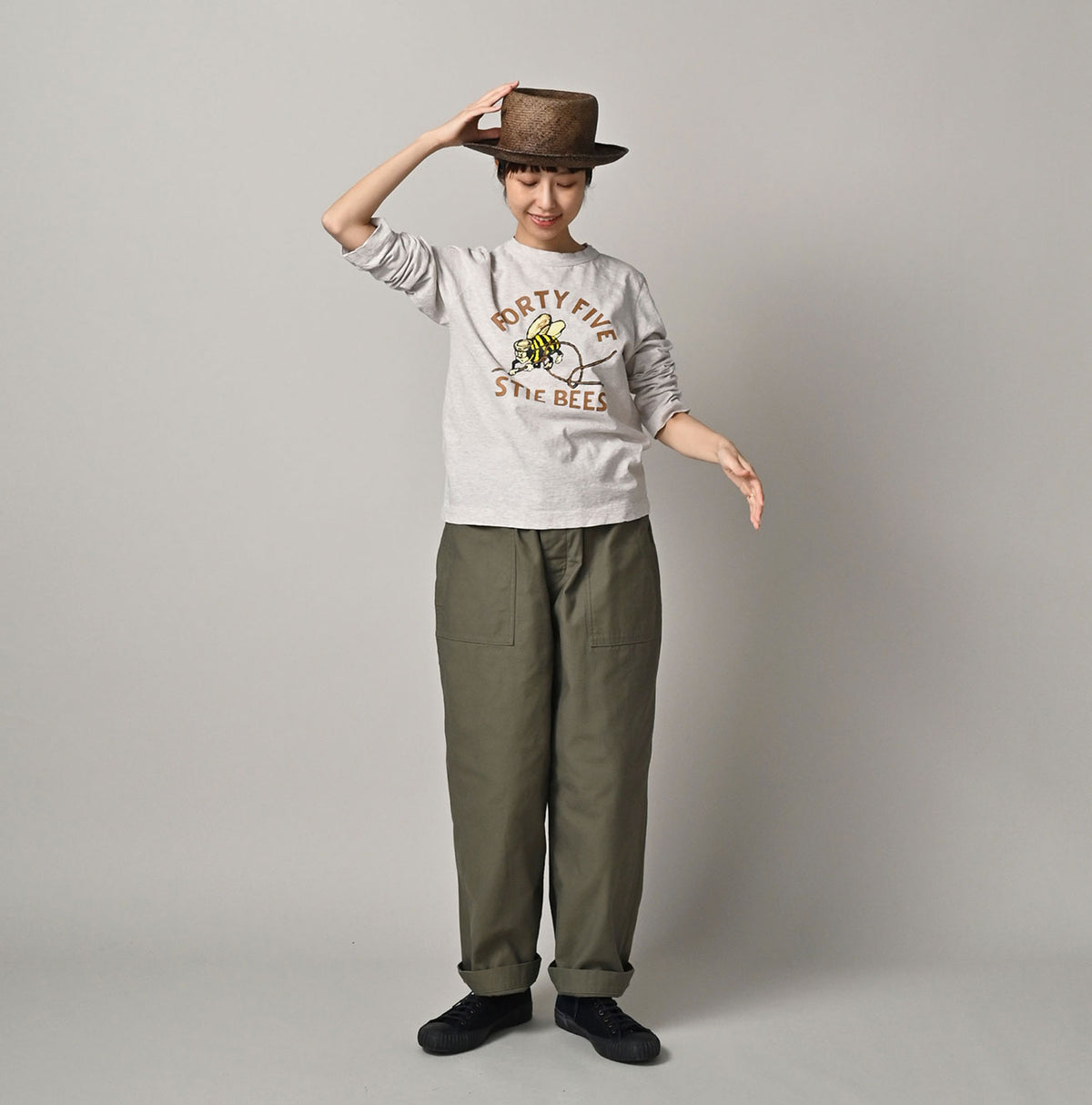 Futatabi Stiebees Betouch Square T-shirt