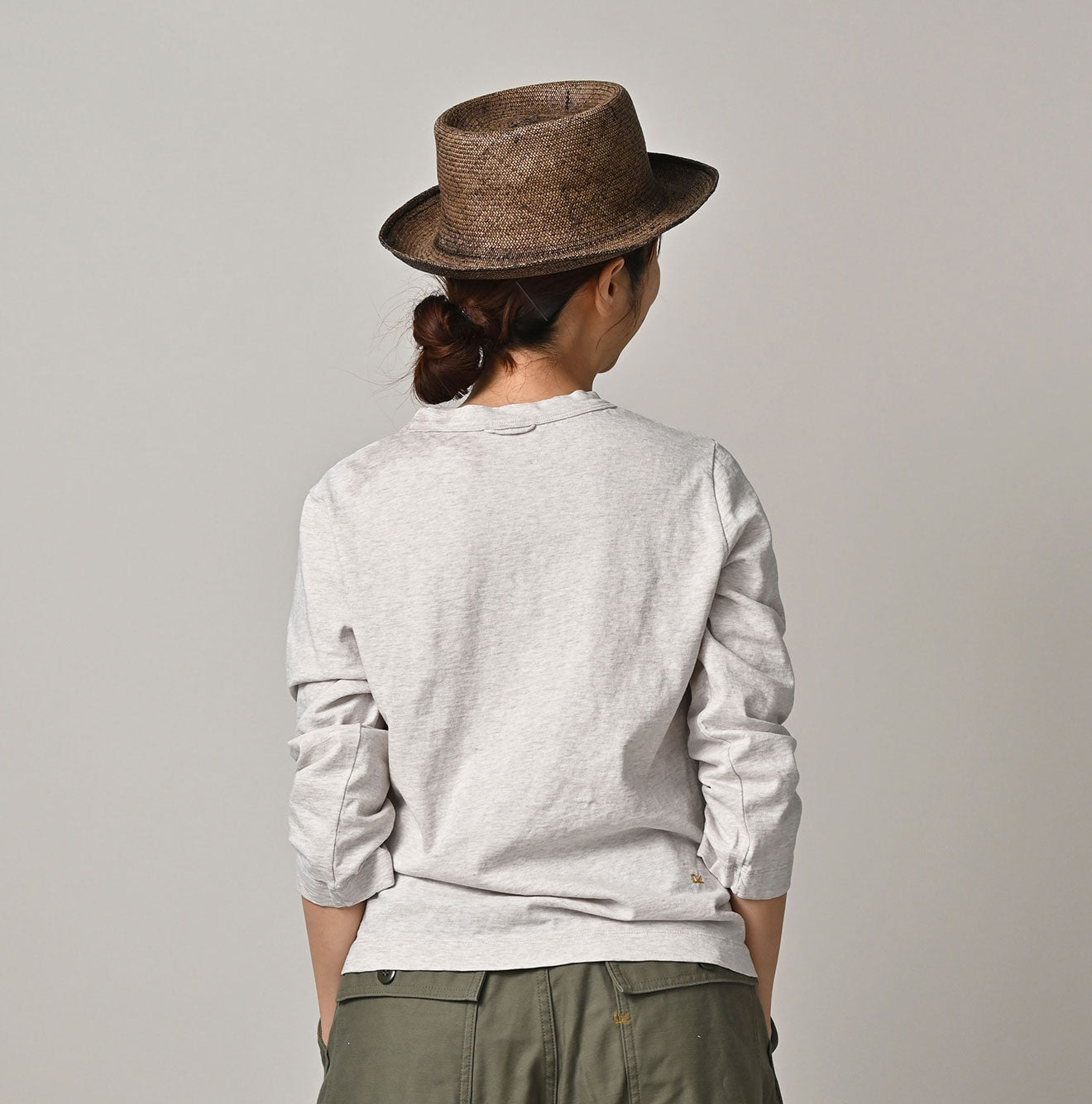 Futatabi Stiebees Betouch Square T-shirt