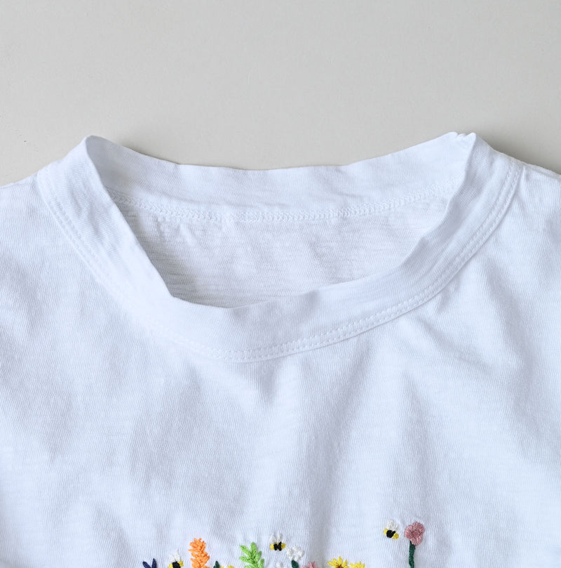 Futatabi Hacci Embroidery Square T-shirt