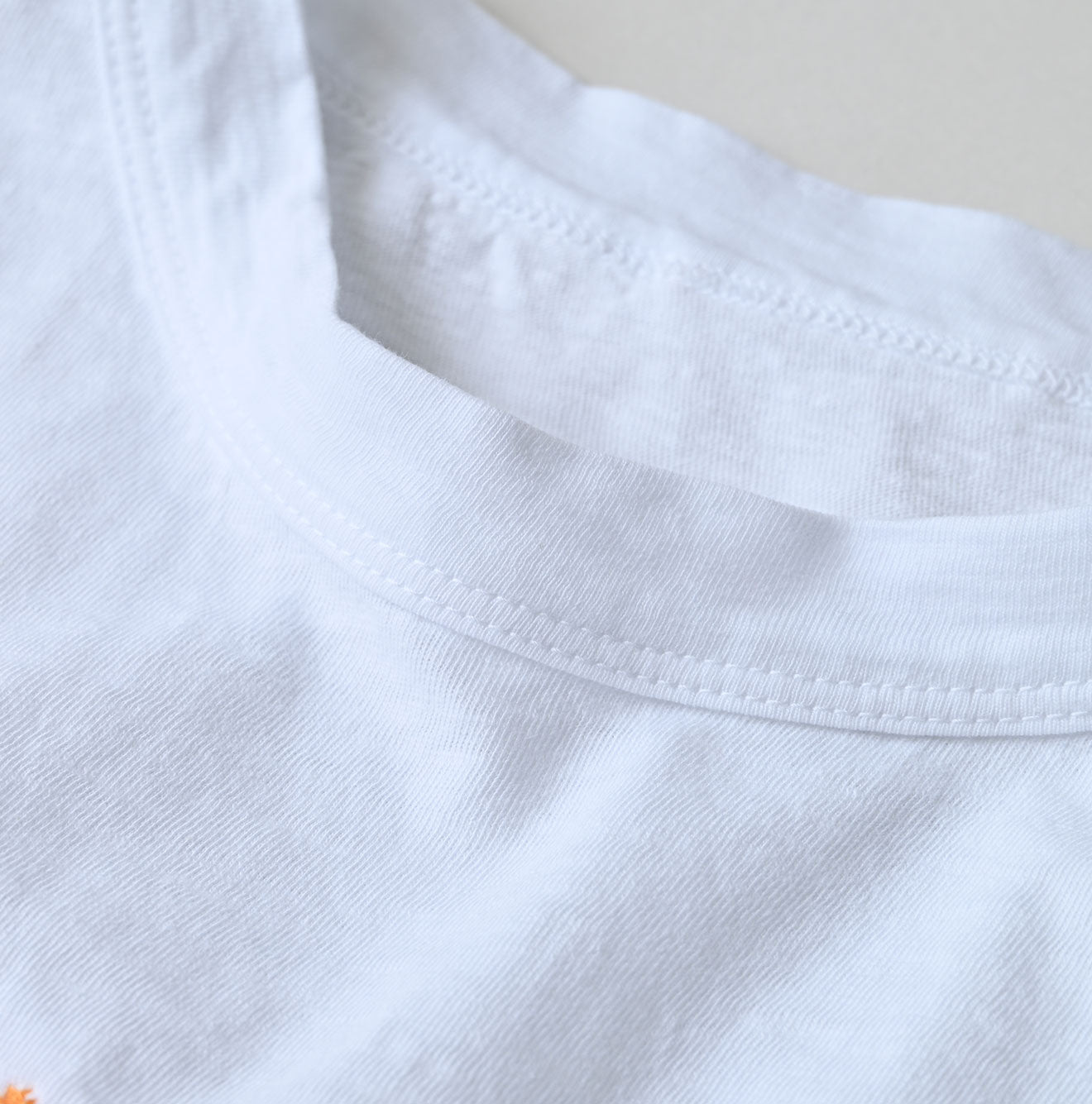 Futatabi Hacci Embroidery Square T-shirt