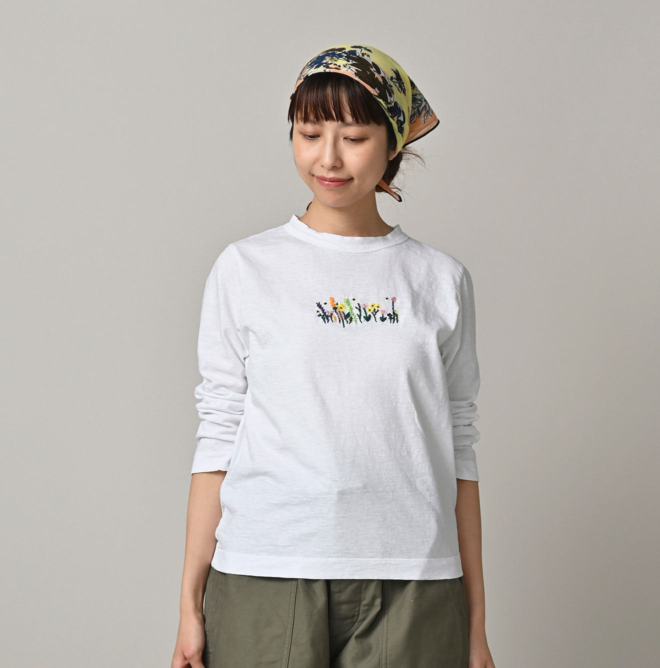 Futatabi Hacci Embroidery Square T-shirt