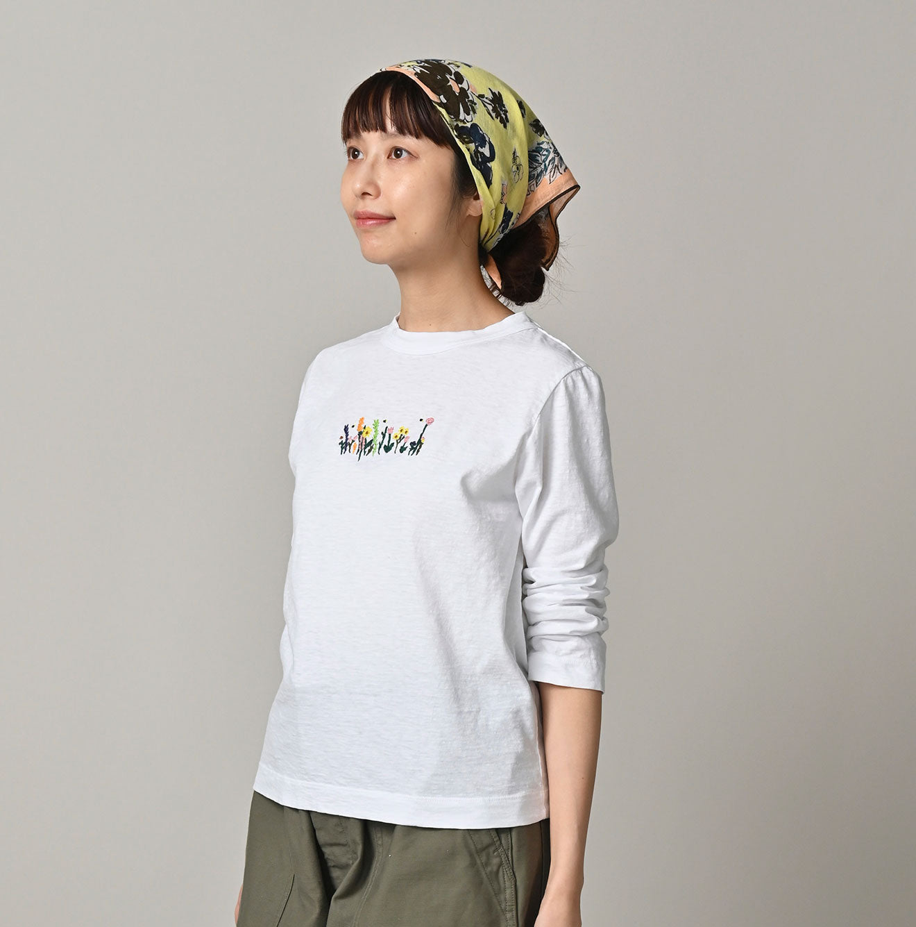 Futatabi Hacci Embroidery Square T-shirt
