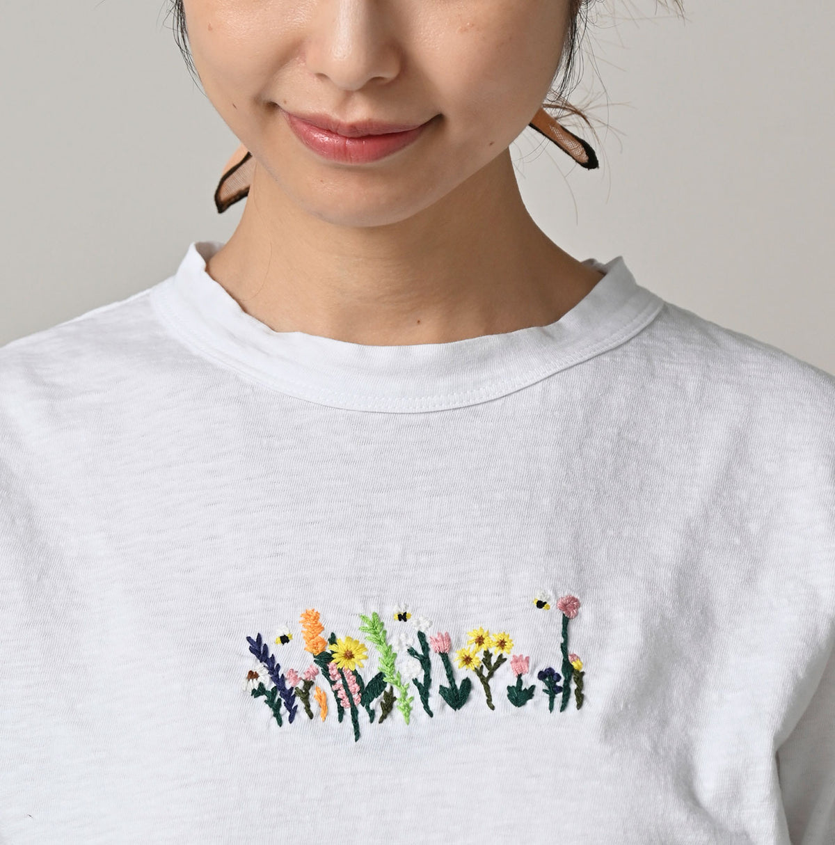 Futatabi Hacci Embroidery Square T-shirt