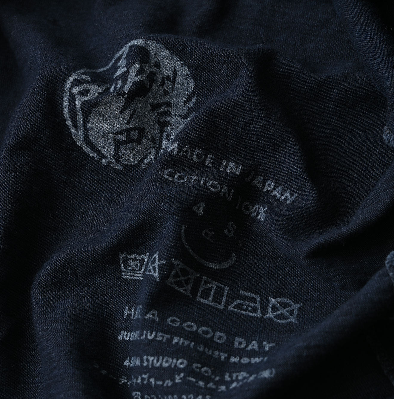 Futatabi Indigo Hacci Embroidery Square T-shirt