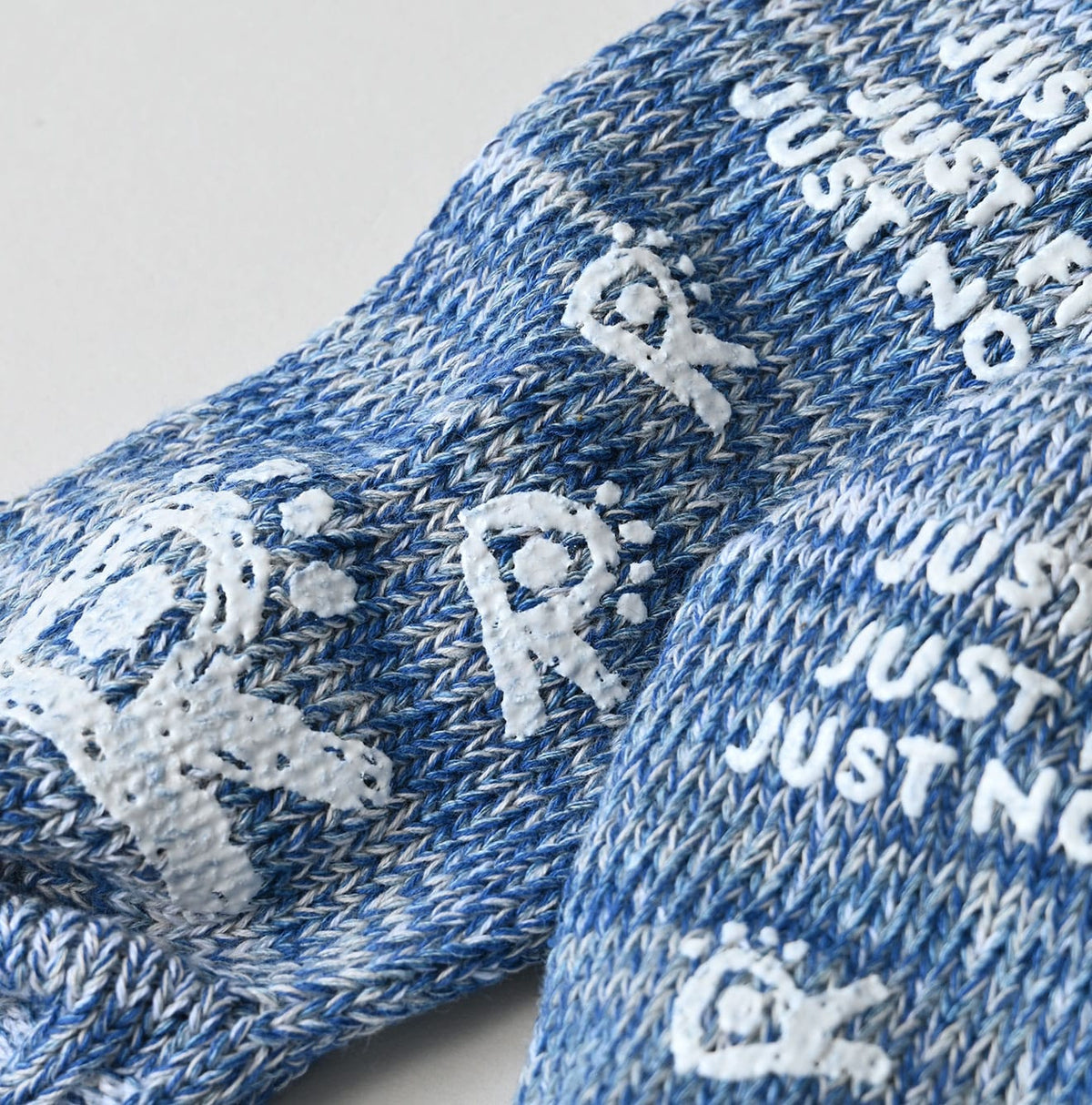 45R ONEONE Treasure Waiwai Socks