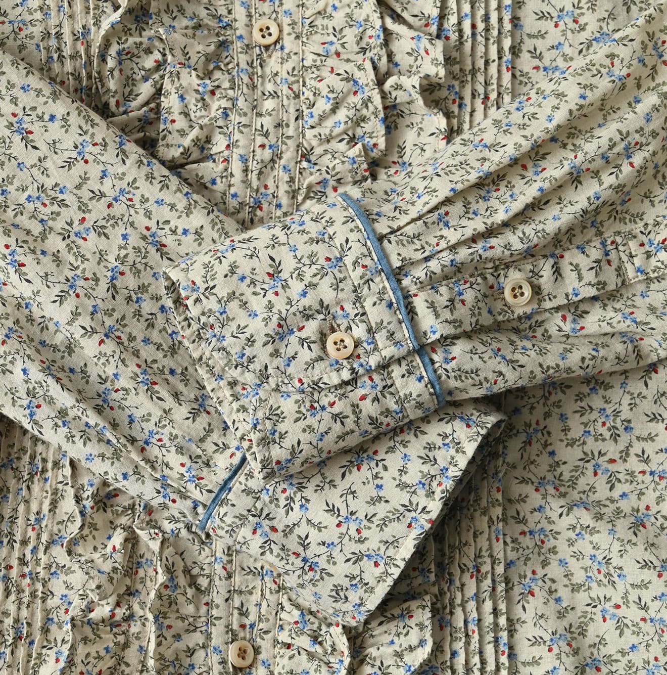 45R Ivy Flower Frilled Blouse