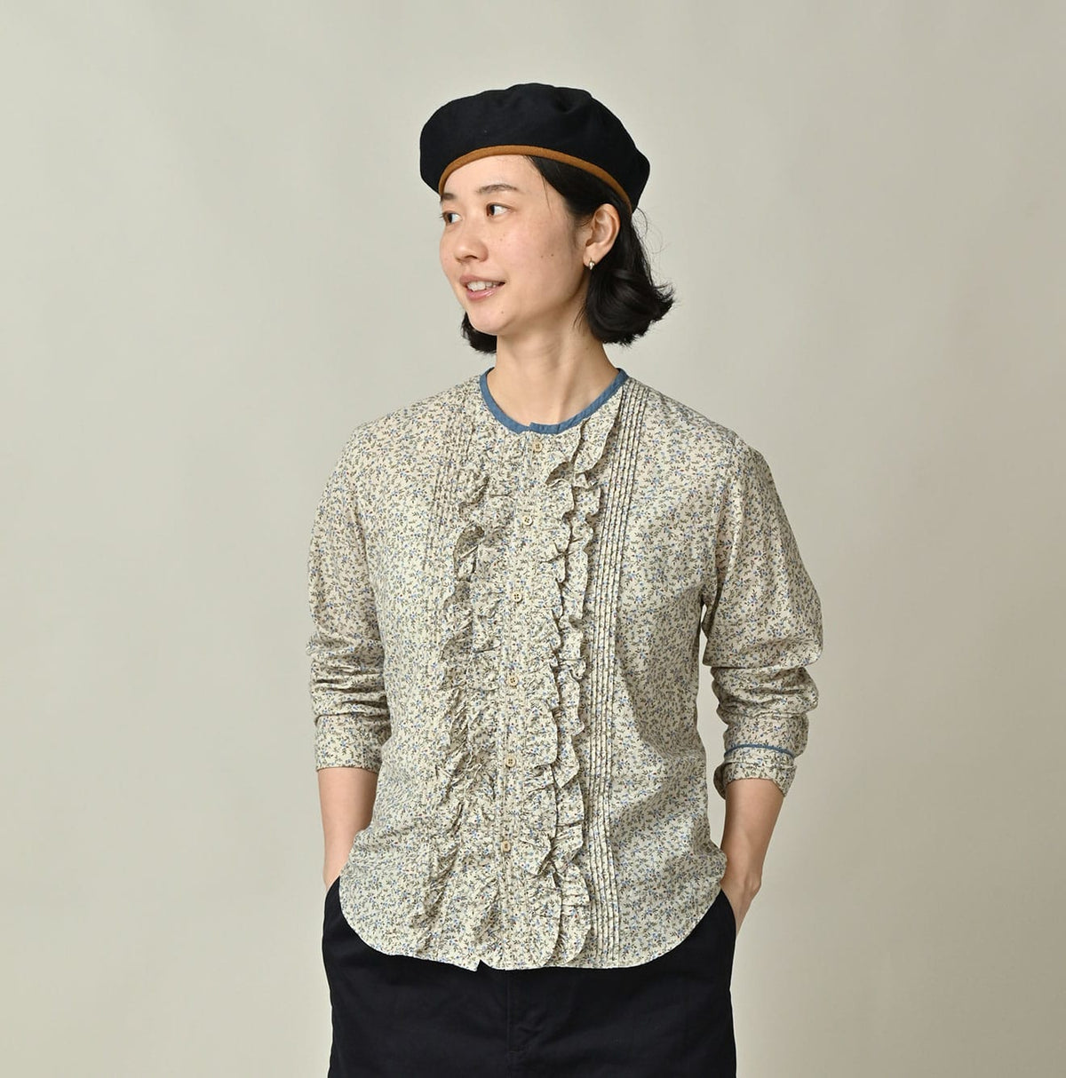 45R Ivy Flower Frilled Blouse