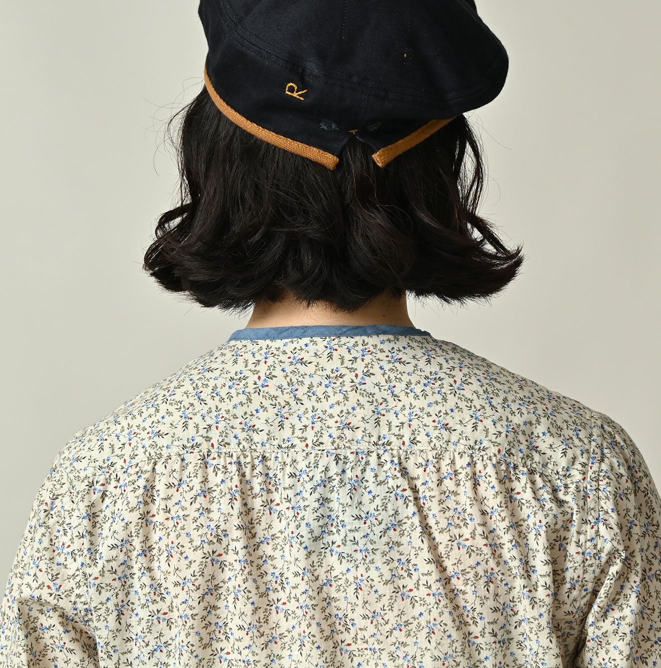 45R Ivy Flower Frilled Blouse