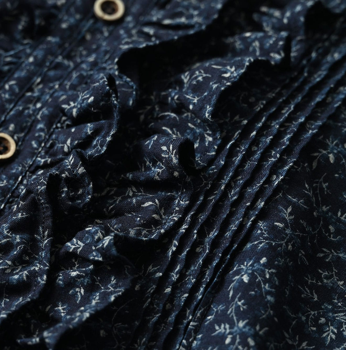 45R Indigo Ivy Flower Frilled Blouse