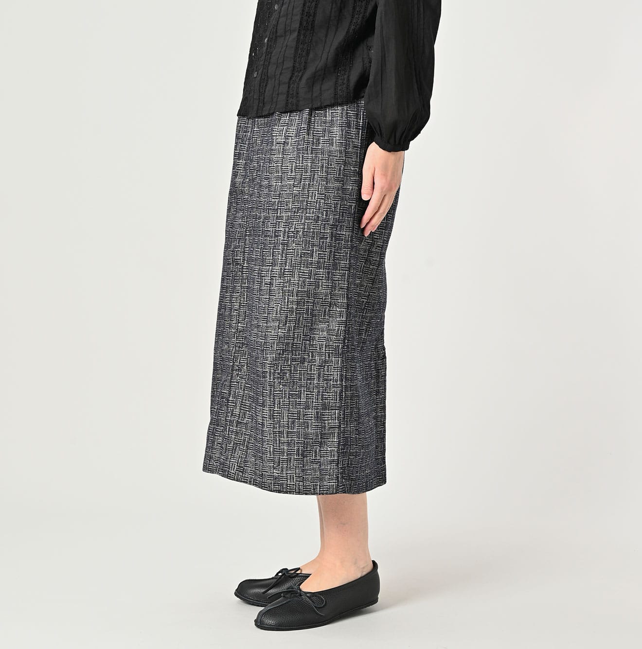 45R Indigo Sankuzushi Jacquard Denim Pencil Skirt