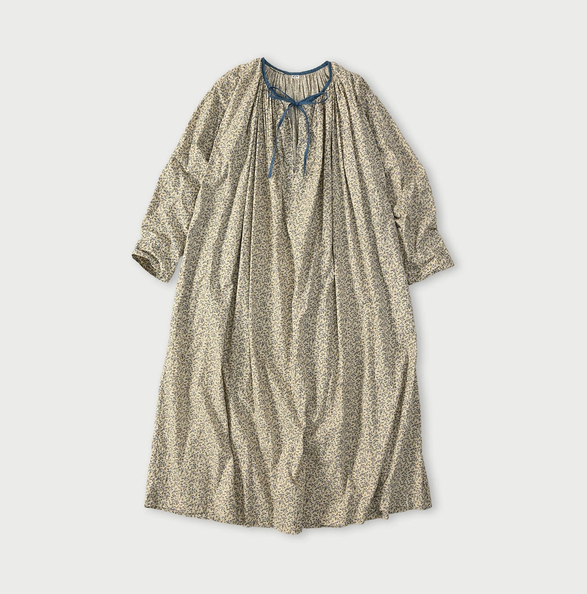 45R Ivy Flower Smocking Dress