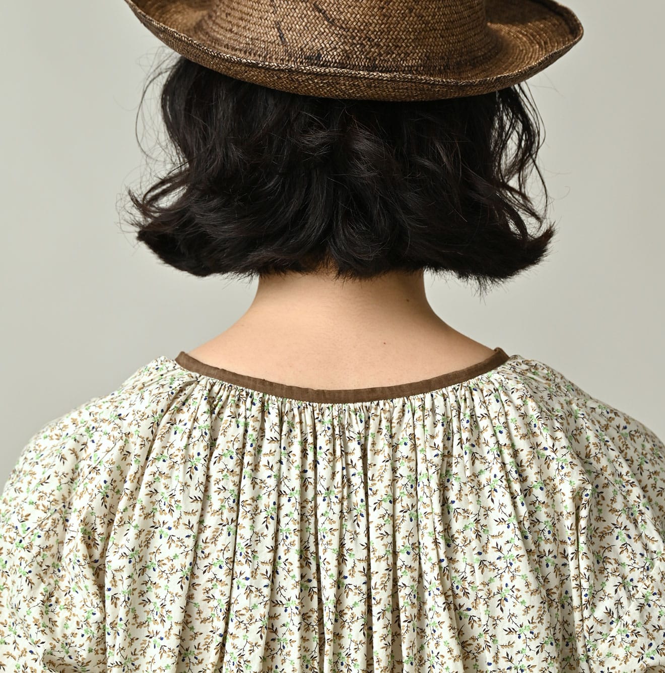 45R Ivy Flower Smocking Dress