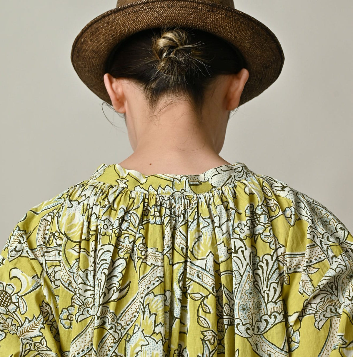 45R Khadi Flower Sarasa Chouchou Smocking Dress