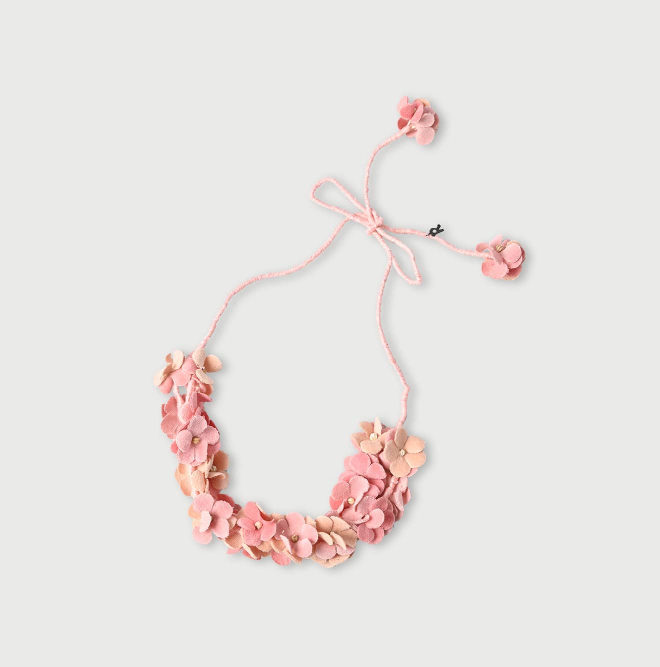 45R Flower Wreath Necklace