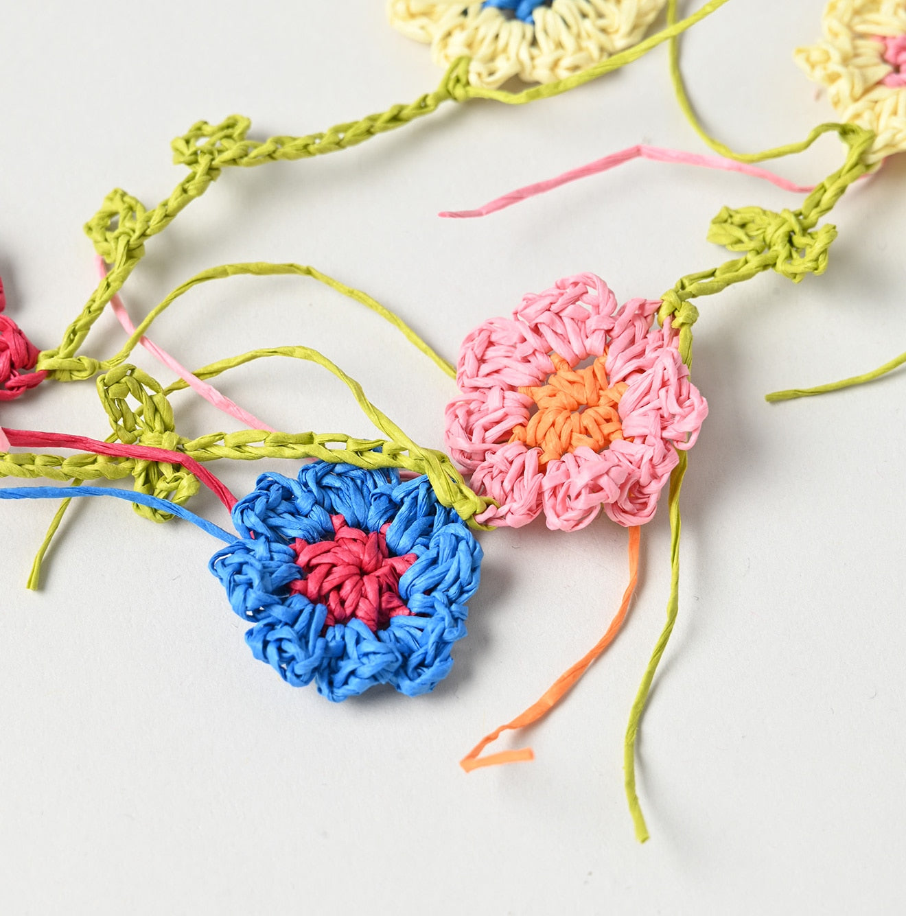 45R Crochet Flower Necklace