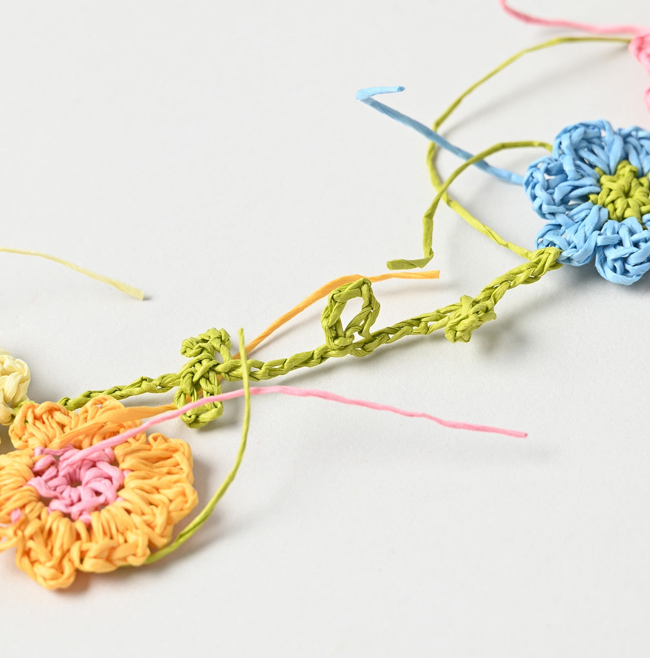 45R Crochet Flower Necklace