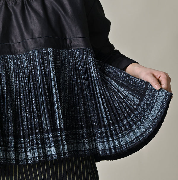 45R Indigo Bassen Sarasa Blouse