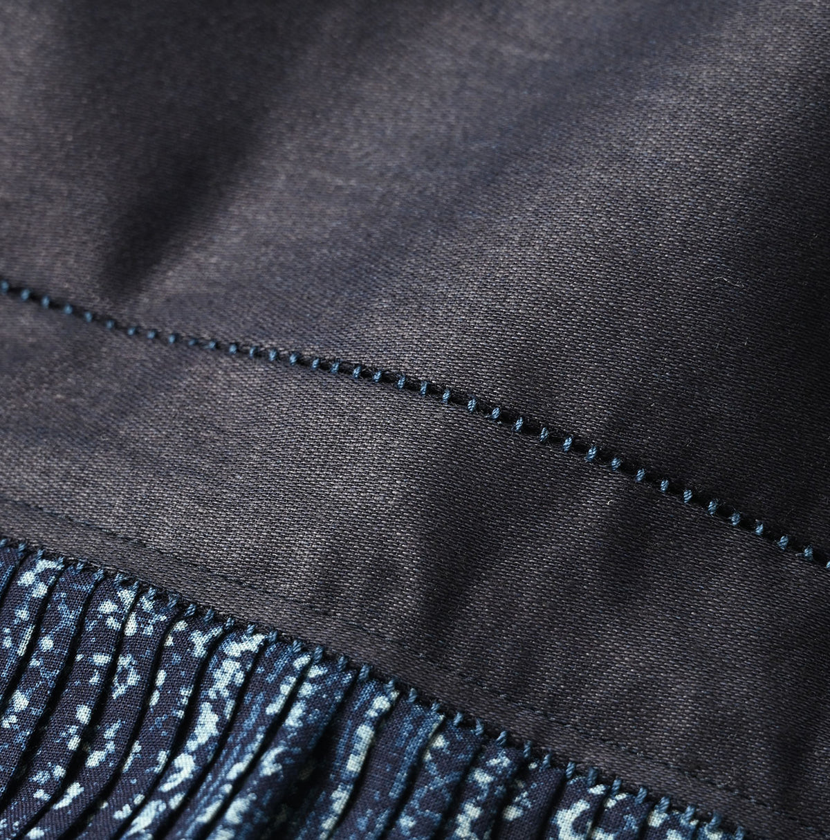 45R Indigo Bassen Sarasa Blouse