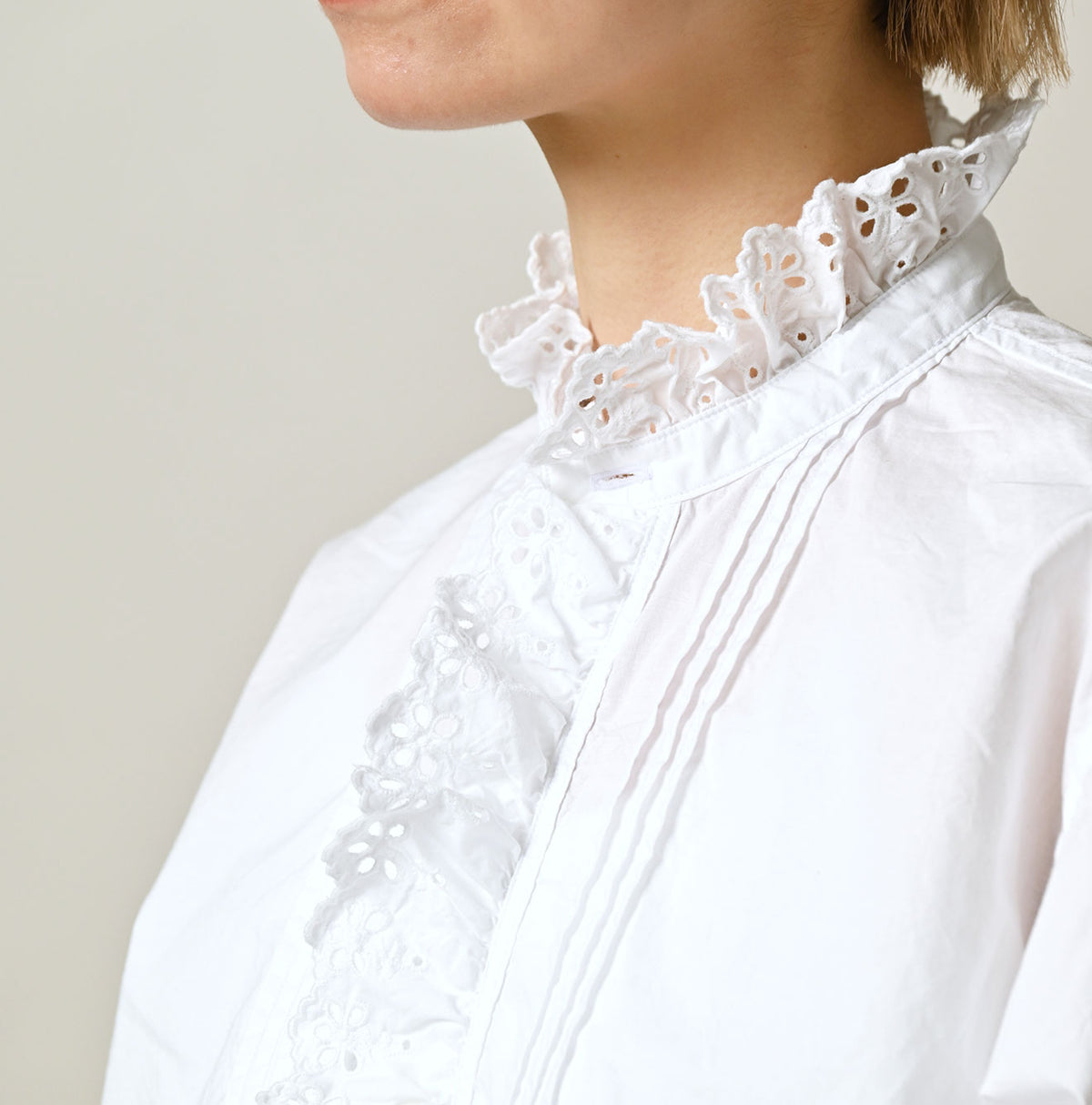45R Supima Batiste Cutwork Blouse (White)
